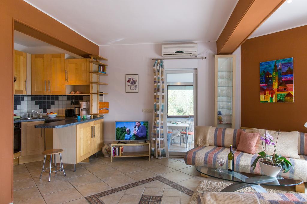 Apartments Mirian Petrovac エクステリア 写真